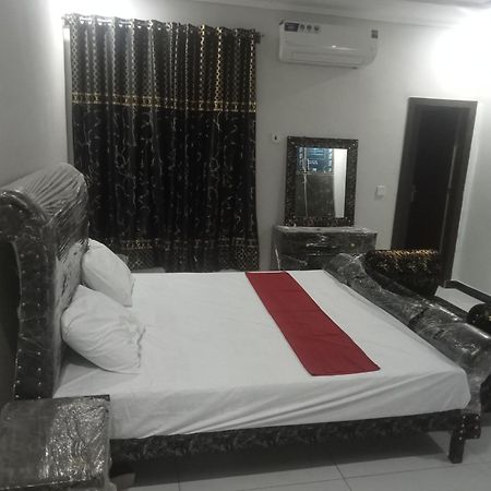 Ryazm Guest House Rawalpindi Exterior photo